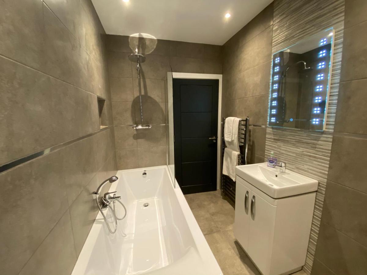 Eden Escapes Serviced Apartments Morecambe Exterior photo